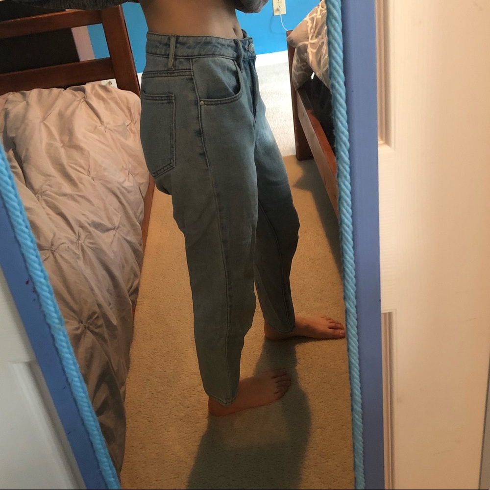 Pacson light wash mom jean